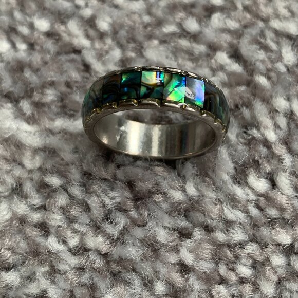 Iridescent Ring - Picture 4 of 5